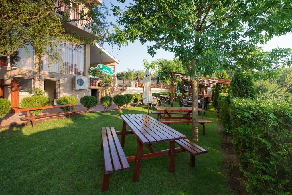 Family Hotel Dayana Beach Синеморець Екстер'єр фото