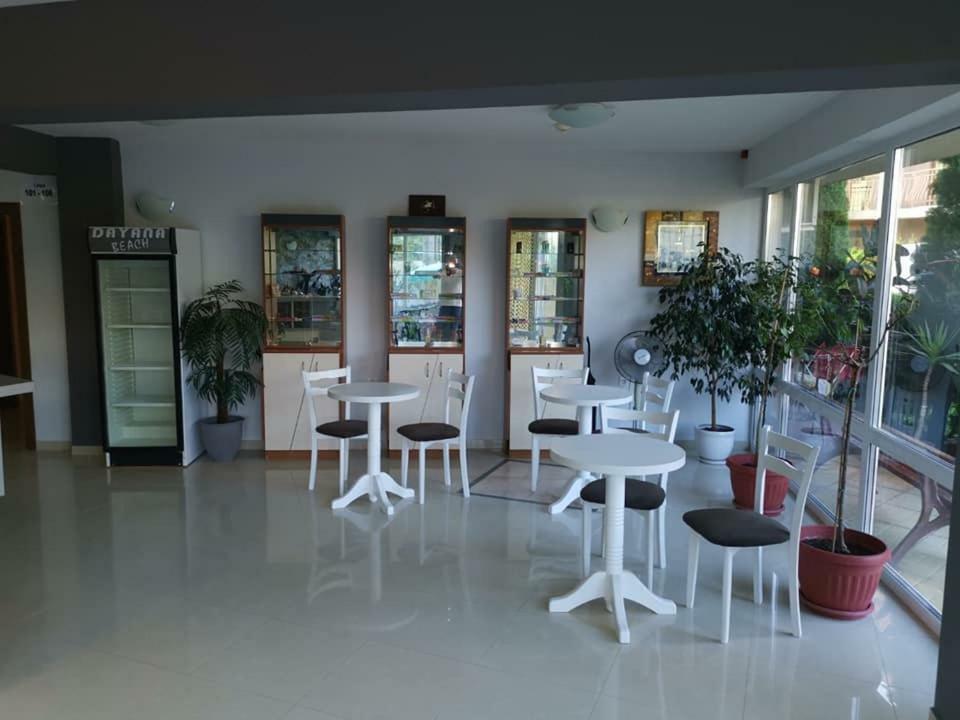 Family Hotel Dayana Beach Синеморець Екстер'єр фото