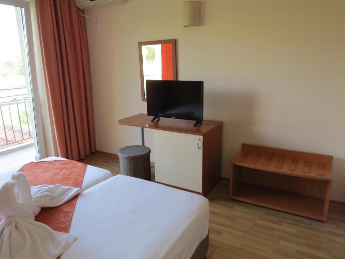 Family Hotel Dayana Beach Синеморець Екстер'єр фото